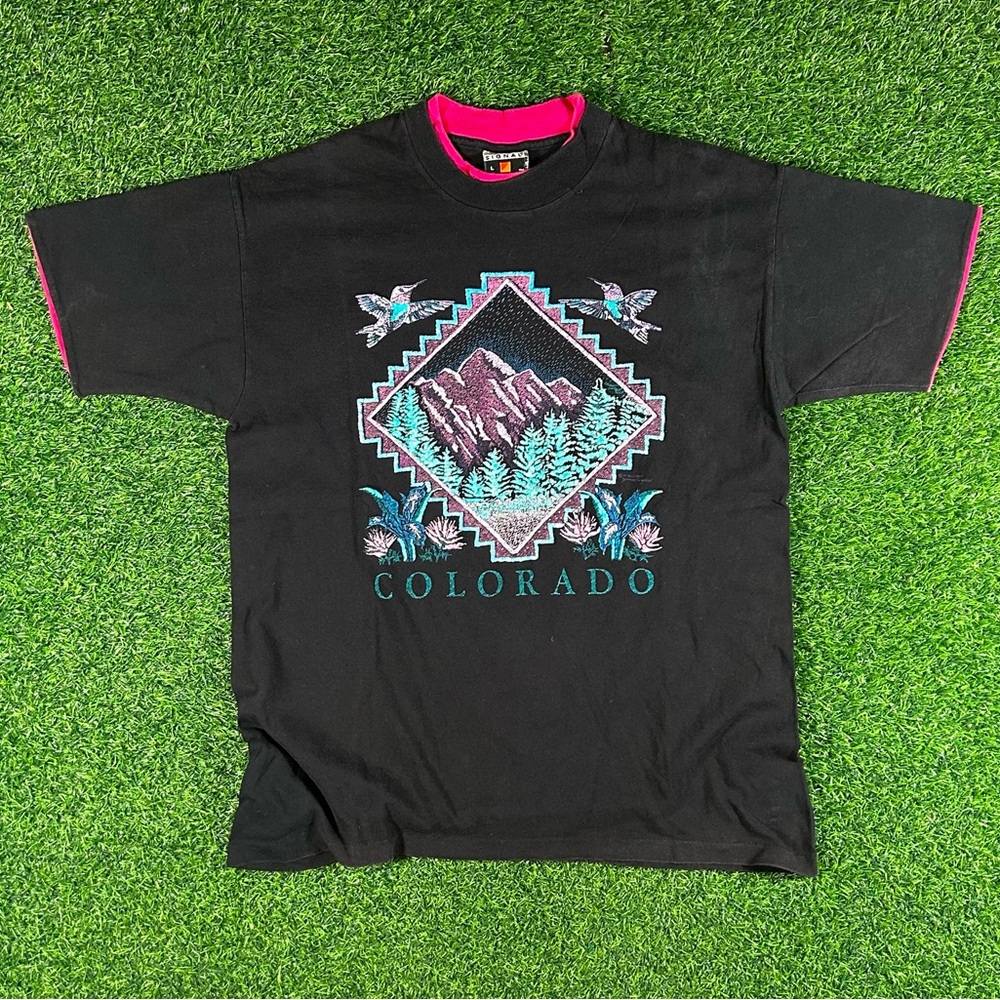 Vintage 90s Signal Sports Colorado nature graphic t-shirt